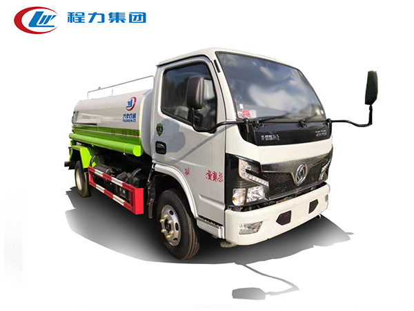 國(guó)六東風(fēng)福瑞卡5方灑水車(chē)